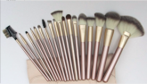 Kit 18 Pinceis Bege e Dourado